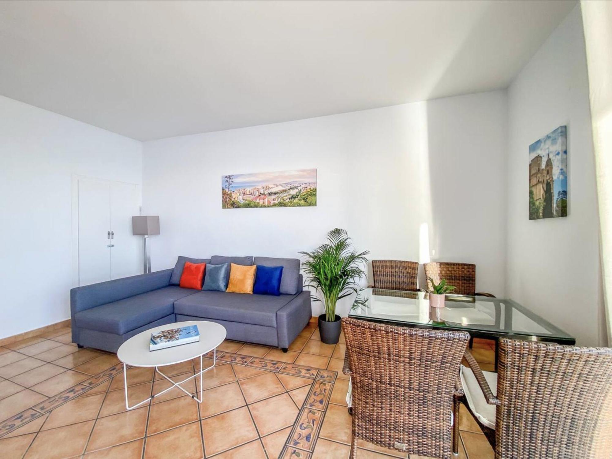 Apartamento moderno con vistas panorámicas Torremolinos Exterior foto